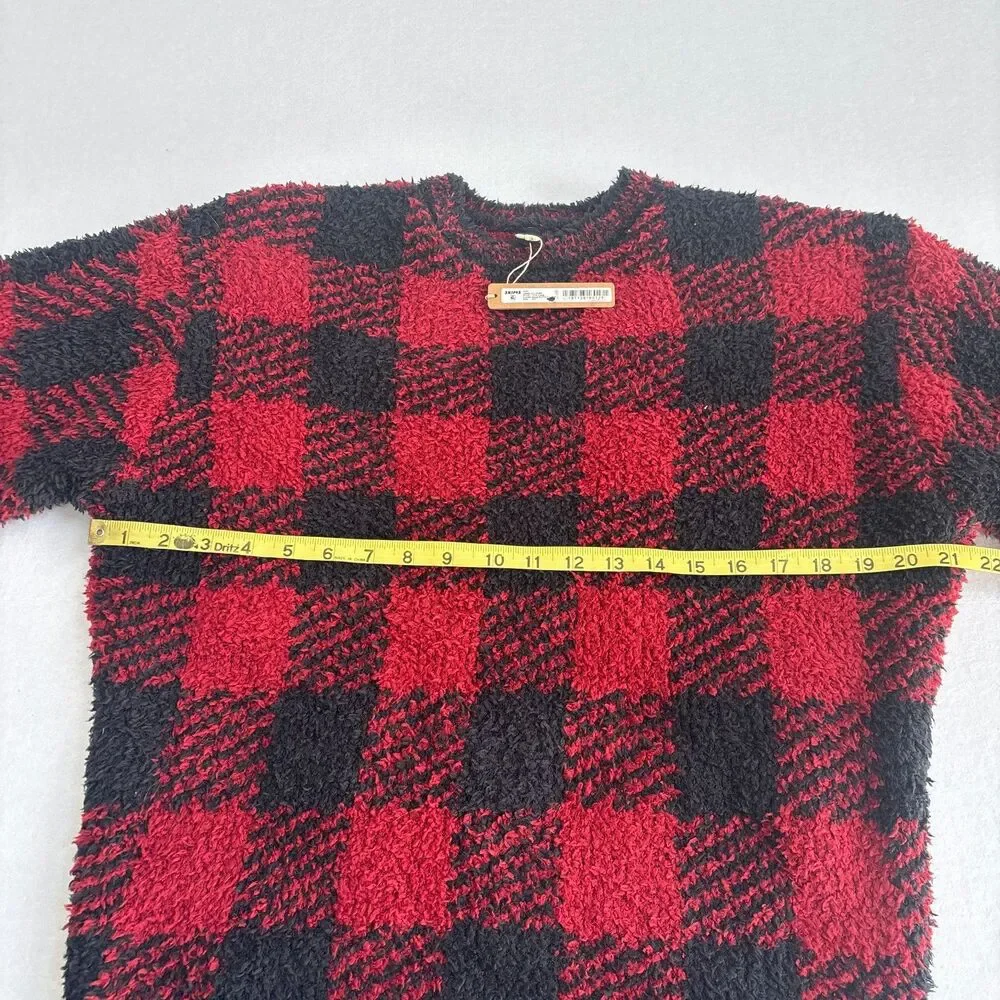 Skims Buffalo Plaid Pullover Women's S/M Red Black Check Cozy Soft Fuzzy NWT - Picture 8 of 8